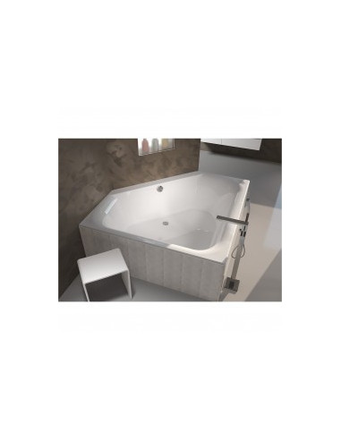 Riho Austin built-in bathtub