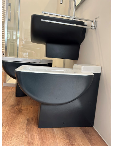 Bidē pods balts+melns - 2