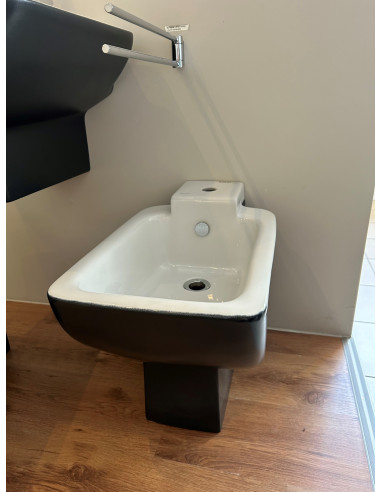 Bidē pods balts+melns - 5