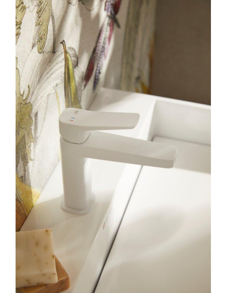 MALAGA WHITE stāvošais izlietnes maisītājs 4522-815-44