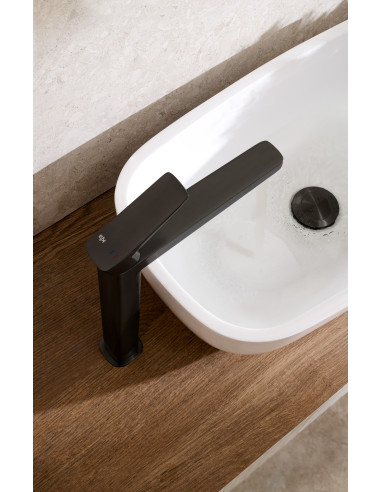 MALAGA BLACK stāvošais izlietnes maisītājs 4522-712-81