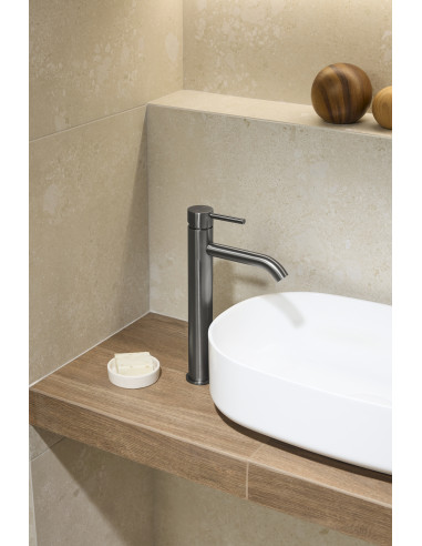 MOZA GUN METAL GREY stāvošais izlietnes maisītājs uz virsmas 5032-612-61