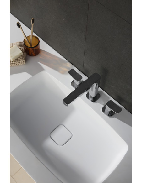MALAGA CHROME trīs caurumu izlietnes jaucējkrāns 4522-221-00