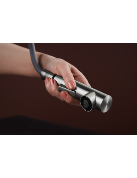 DUERO DESIGN NERŪSĒJOŠAIS TĒRAUDS stāvošs virtuves jaucējkrāns ar grozāmu, izvelkamu snīpi 6623-220-22