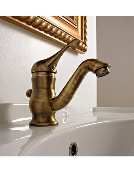 Treemme izlietnes jaucējkrāns Piccadilly 2110.UU