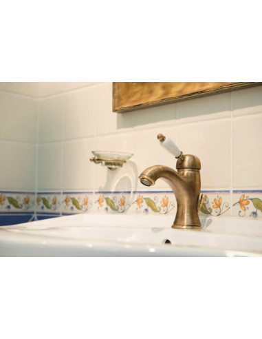 Fiore izlietnes jaucējkrāns Imperial 83ZZ5221