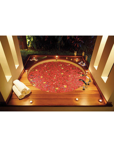 Webert jaucējkrāns uz vannas malas Karenina...