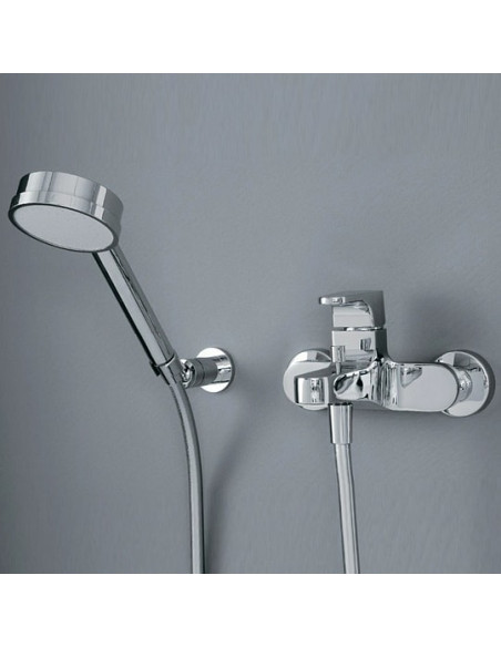 Treemme jaucējkrāns vannai ar dušu Cleo 6300.CC