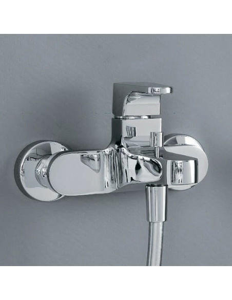 Treemme jaucējkrāns vannai ar dušu Cleo 6300.CC