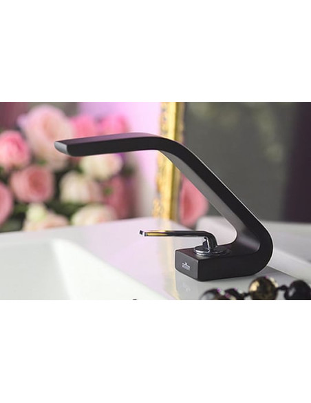 Webert izlietnes jaucējkrāns Wolo WO830102564 черный,