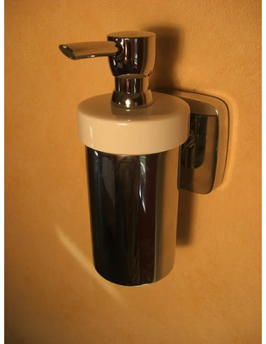 Hansgrohe dozators PuraVida