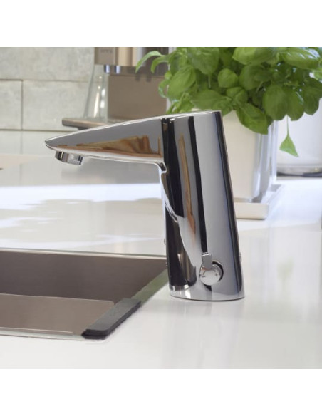 Oras izlietnes jaucējkrāns Cubista 2814F