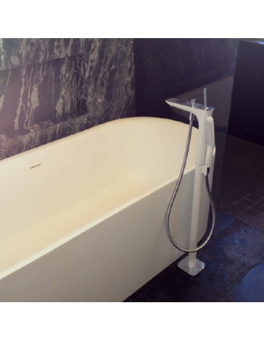 Hansgrohe jaucējkrāns vannai ar dušu PuraVida...