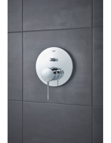 Grohe jaucējkrāns vannai ar dušu Essence 24058001 - 4