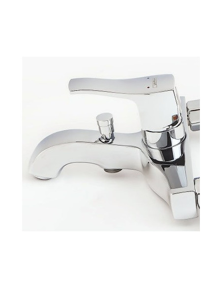 Hansgrohe jaucējkrāns vannai ar dušu Metris Classic 31478000
