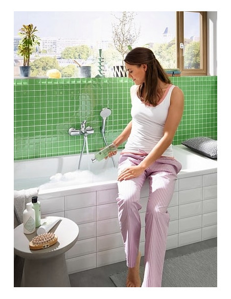 Hansgrohe jaucējkrāns vannai ar dušu Novus 71040000