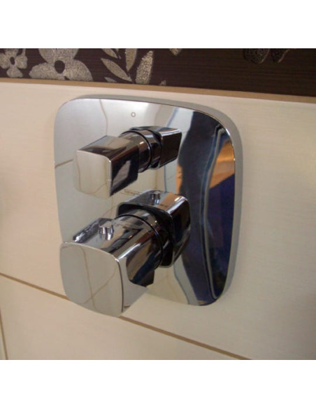 Hansgrohe termostata jaucējkrāns vannai ar dušu PuraVida 15775000