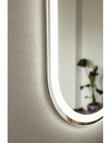 PATRIZIA Spogulis ar frontālu LED apgaismojumu