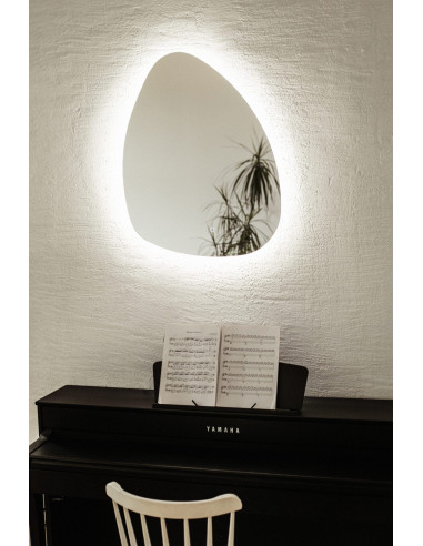 NAIRA Spogulis ar fona LED apgaismojumu pa...