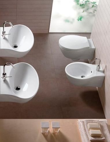 Hatria piekaramais bidē Nido