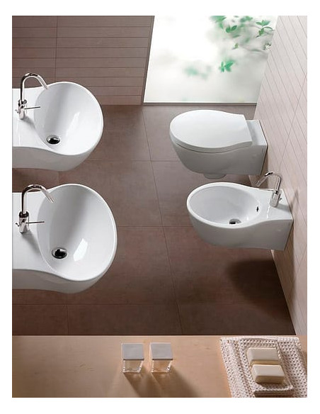 Hatria piekaramais bidē Nido