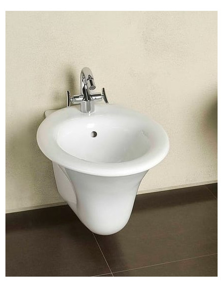 Hatria piekaramais bidē Sculture