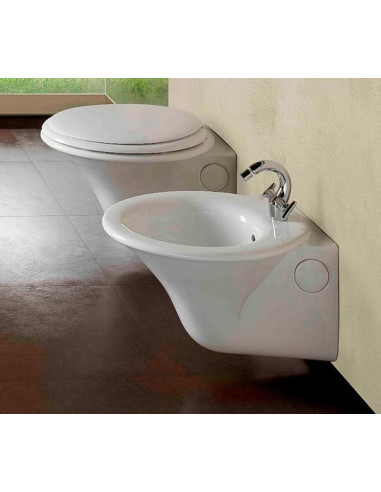 Hatria piekaramais bidē Sculture