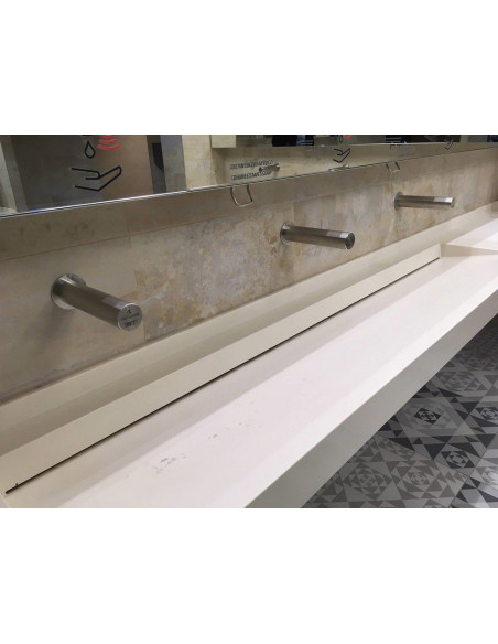 Automātisks pie sienas stiprināms nerūsējošā tērauda izlietnes krāns aukstam vai iepriekš sajauktam ūdenim, 24 V DC Automātisks pie sienas stiprināms nerūsējošā tērauda izlietnes krāns aukstam vai iepriekš sajauktam ūdenim, 24 V DC