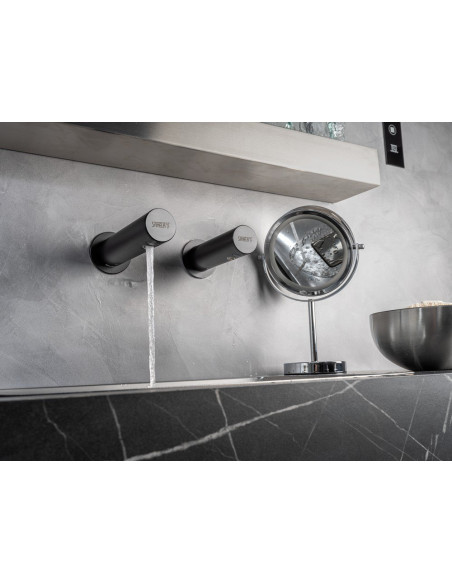 Automātisks pie sienas stiprināms nerūsējošā tērauda izlietnes krāns aukstam vai iepriekš sajauktam ūdenim, melns, 24 V DC Automātisks pie sienas stiprināms nerūsējošā tērauda izlietnes krāns aukstam vai iepriekš sajauktam ūdenim, melns, 24 V DC