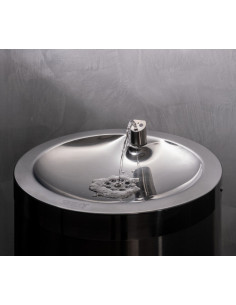 Nerūsējošā tērauda grīdā montējama automātiskā dzeramā strūklaka, 6 V 2