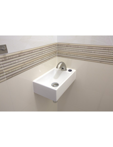 Nerūsējošā tērauda izlietnes krāns aukstam vai iepriekš sajauktam ūdenim, 24 V DC