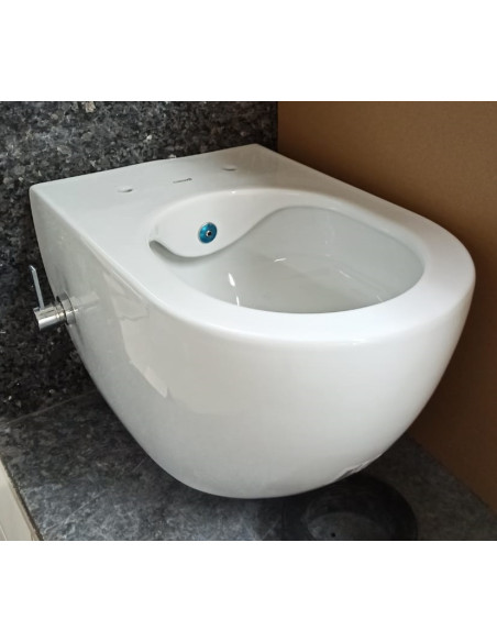 Creavit Free pie sienas piekaramais pods ar iebūvētu bidē jaucējkrānu, bez apmalēm, bez vāka, balts - 5 Creavit Free pie sienas piekaramais pods ar iebūvētu bidē jaucējkrānu, bez apmalēm, bez vāka, balts - 5