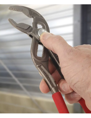 Extra-Wide Multigrip Pliers with Fast Locking Button - 4