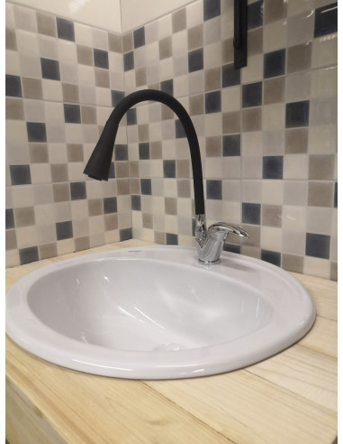 Смеситель кухонный с флексибильным изливом и душем САЗАВА - Barva chrom/černá,Rozměr 1/2'',Typ ručky SA306.5/13