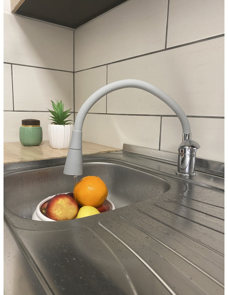 Смеситель кухонный с флексибильным изливом и душем САЗАВА - Barva chrom/šedá,Rozměr 1/2'',Typ ručky SA006.5/13S Смеситель кухонный с флексибильным изливом и душем САЗАВА - Barva chrom/šedá,Rozměr 1/2'',Typ ručky SA006.5/13S