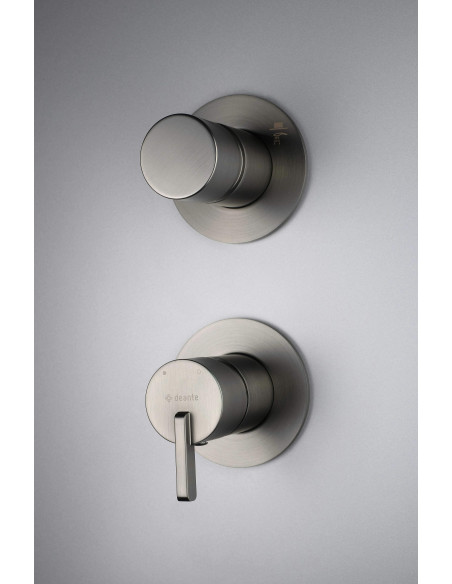 Deante Silia Apslēptais dušas komplekts, ar fiksētu dušas galvu NQS_D9XK