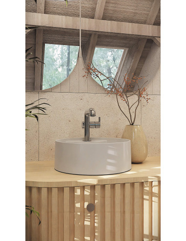 Deante Silia Izlietnes jaucējkrāns ar taisnstūrveida snīpi BQS_024M