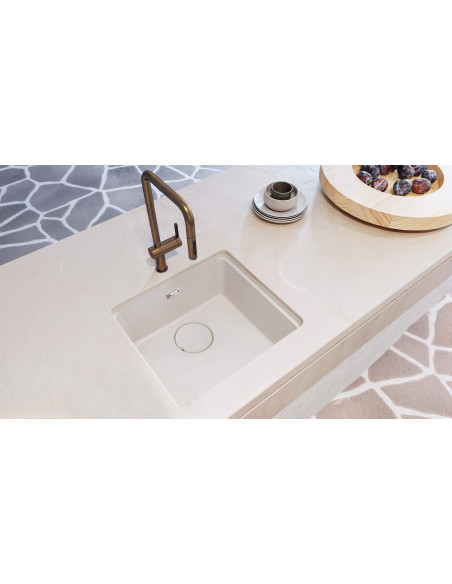 Deante Momi virtuves krāns ar izvelkamu snīpi BKM_C73N Deante Momi virtuves krāns ar izvelkamu snīpi BKM_C73N