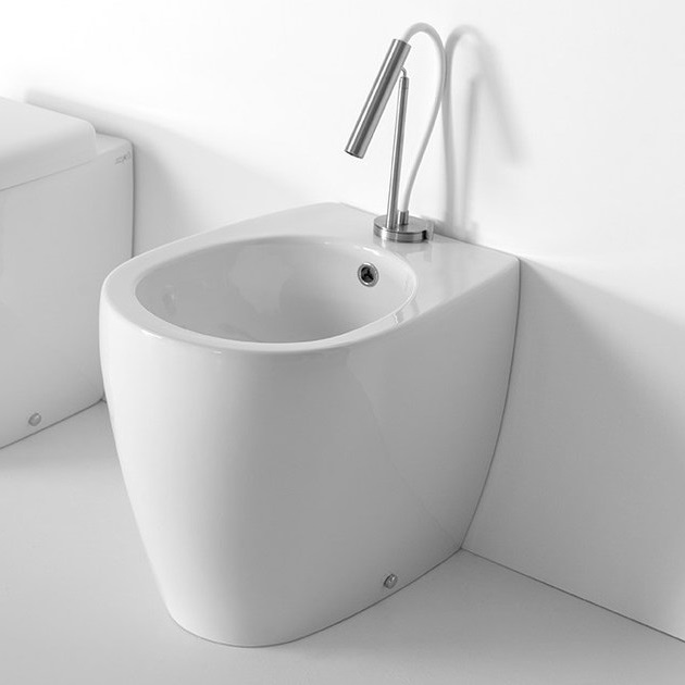 Wall hung bidets