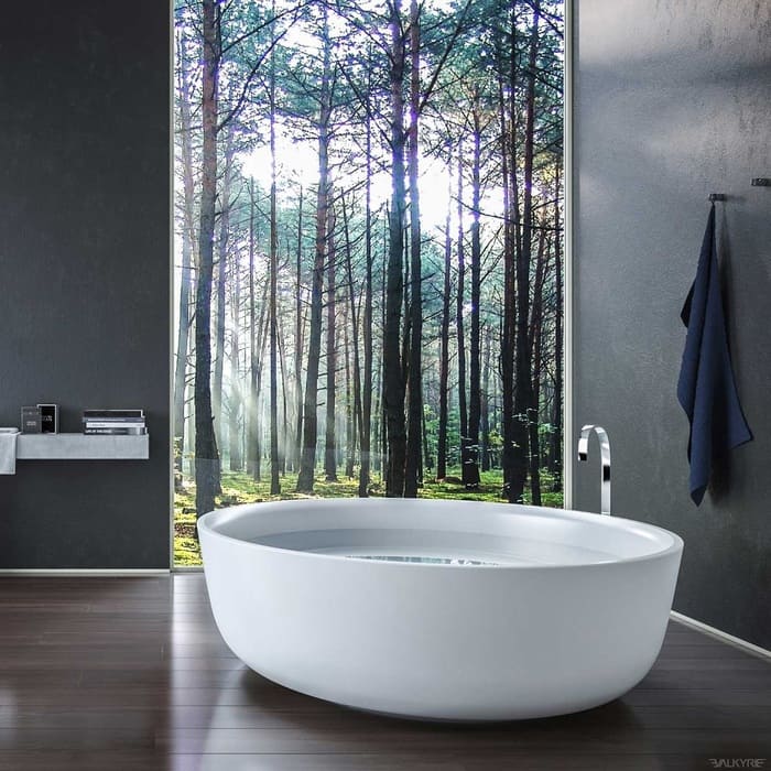 Round Bathtubs